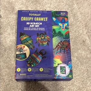 NWT Totally Creepy Crawly 3D Scratch Art Set